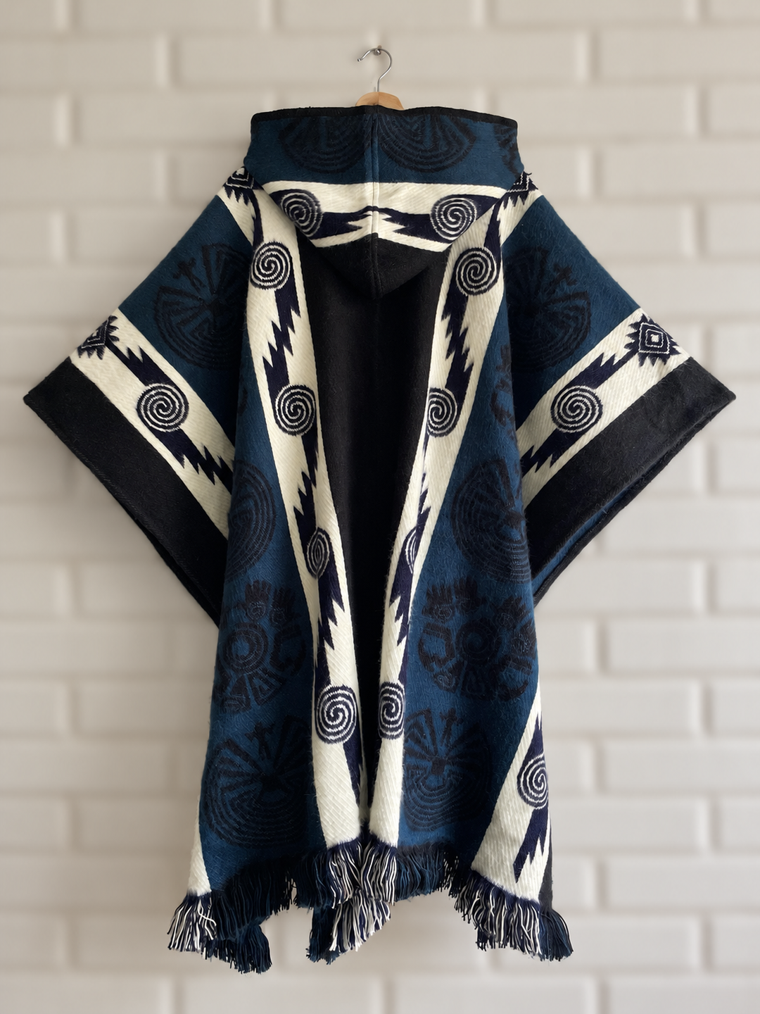 PONCHO CACIQUE “MAR ANCESTRAL”
