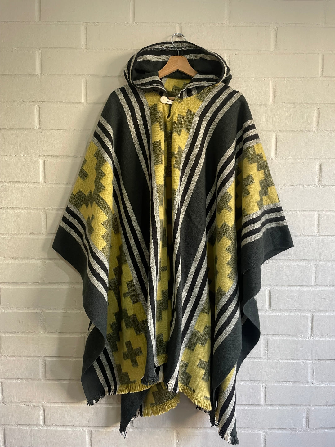 PONCHO ANDINO MODERNO