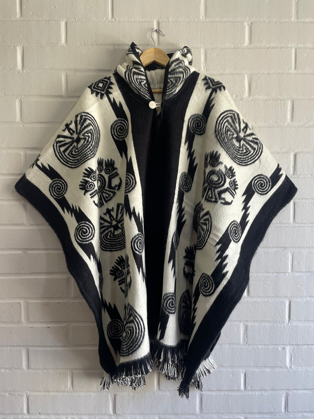 PONCHO CACIQUE CEREMONIAL