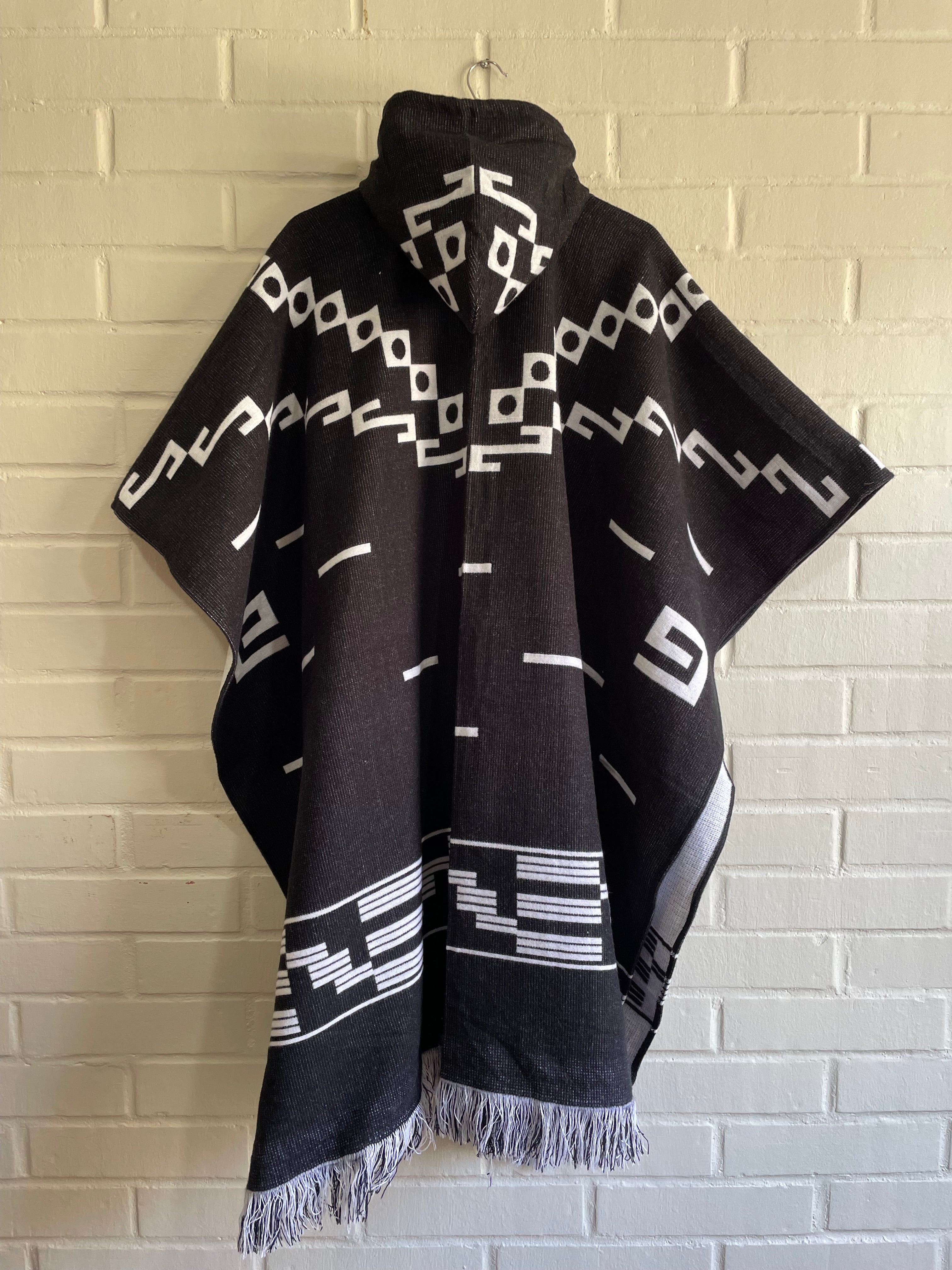 PONCHO DE ALPACA LIGERA
