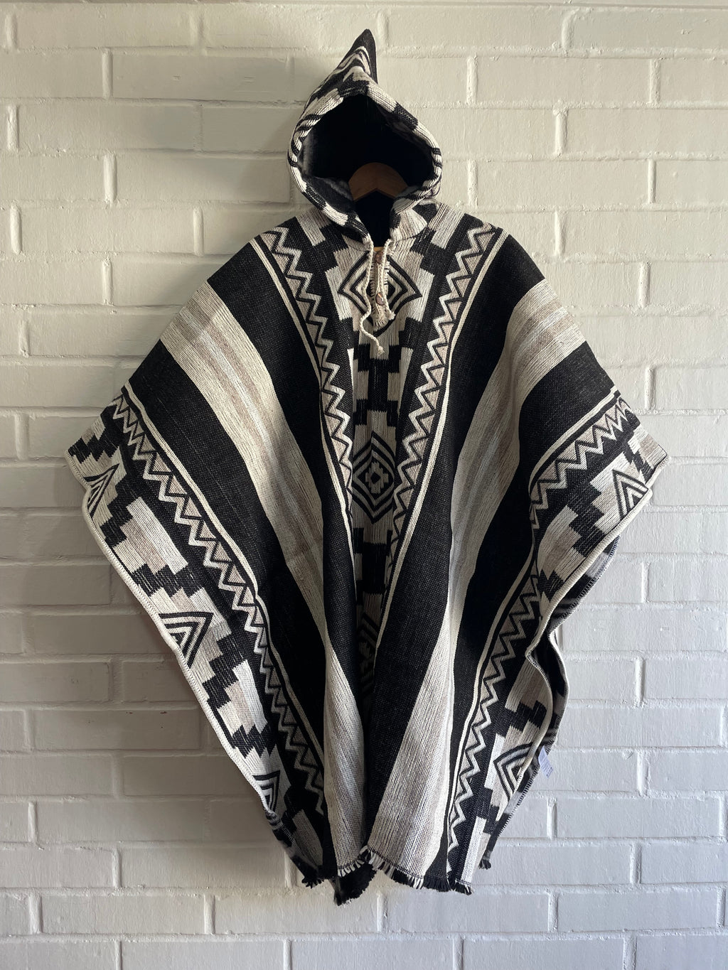 PONCHO MILMARTE “HIJO DE LOS ANDES”