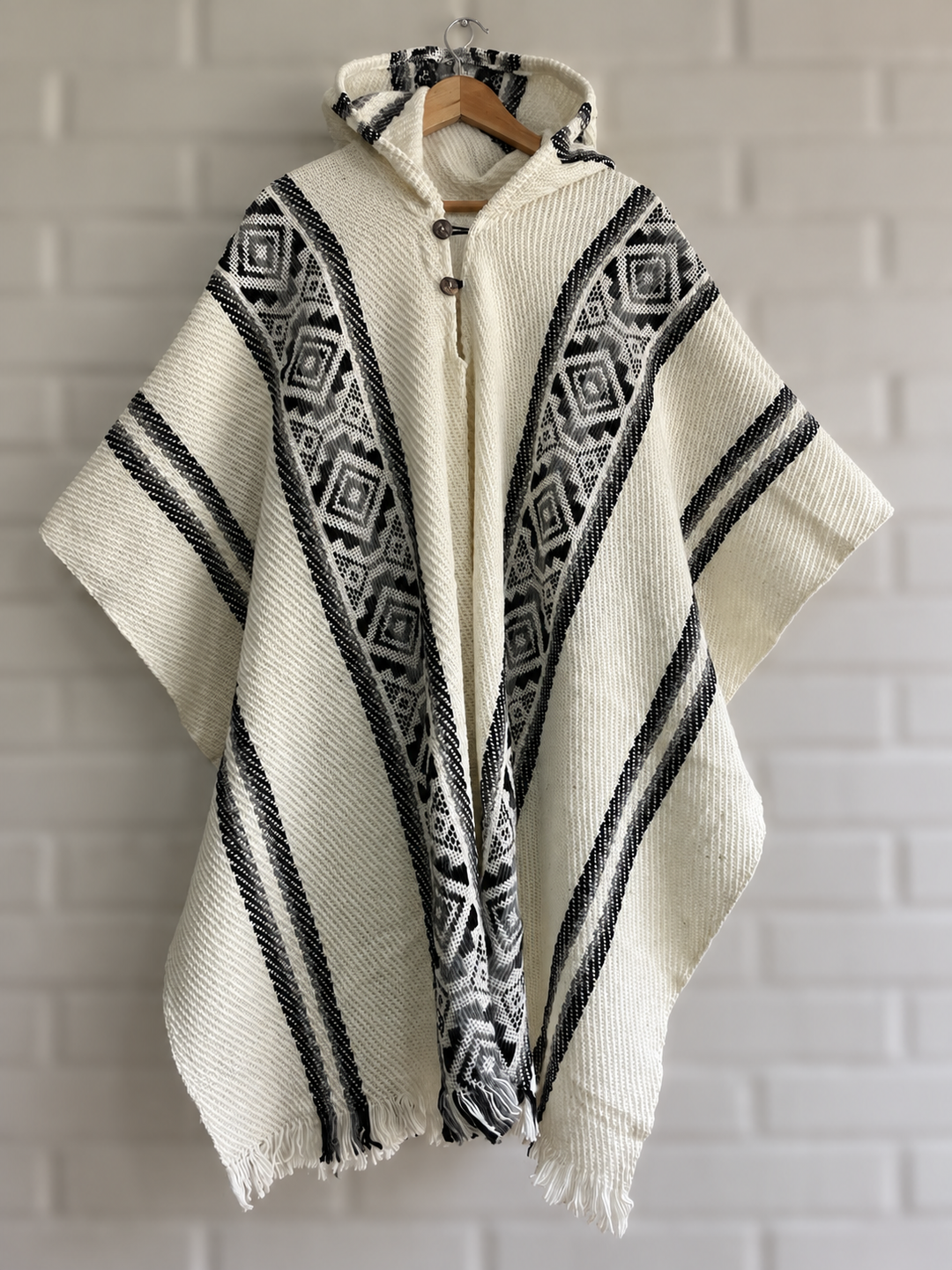 PONCHO TRADICIONAL ANDINO “DESPERTAR”