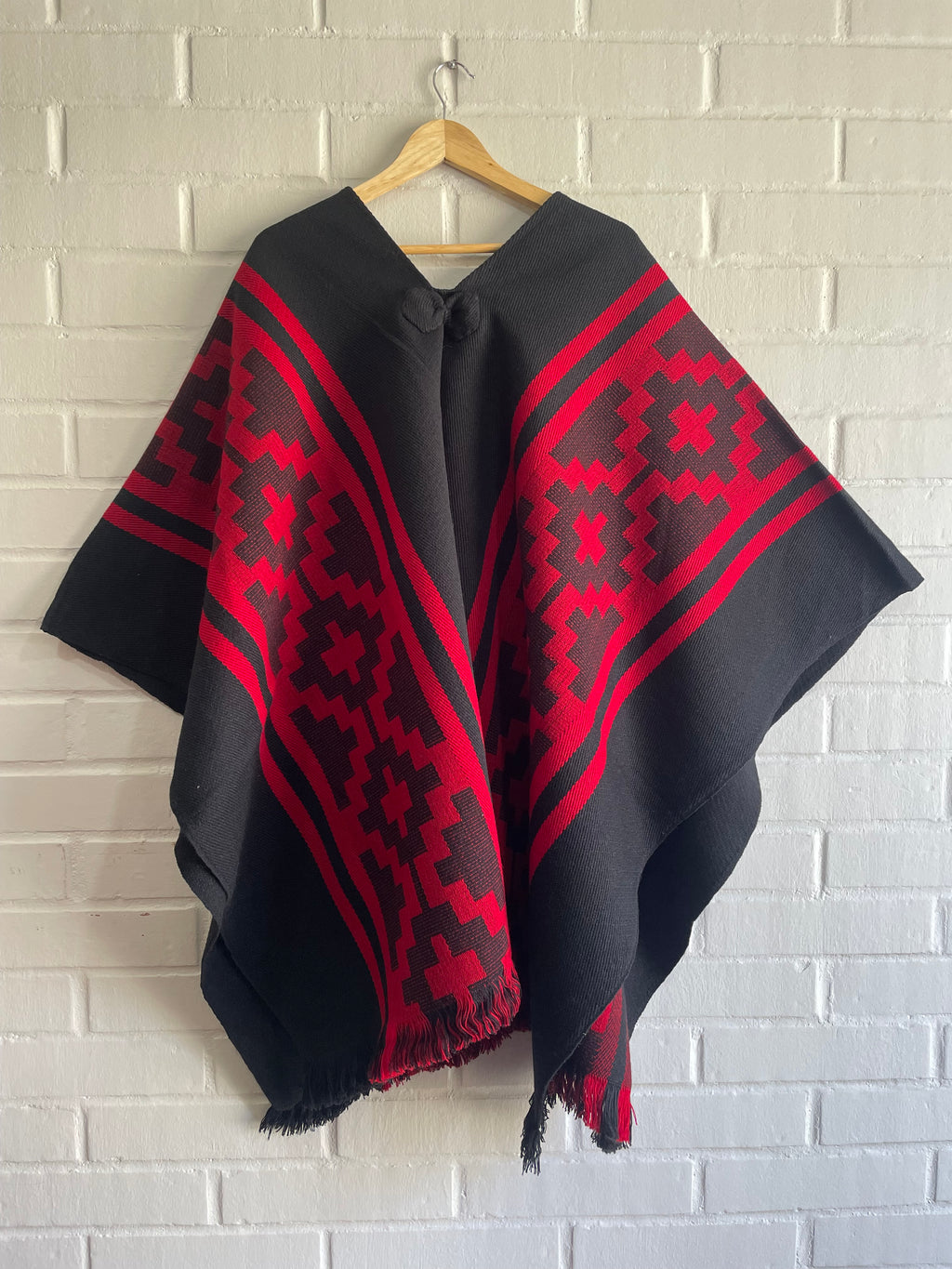 PONCHO ARAUCANO PEWMA