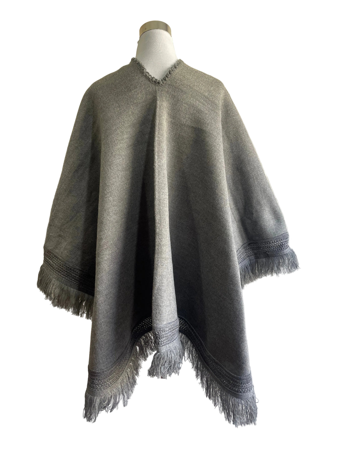 RUANA GRIS GRAFITO ALPACA