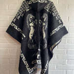 PONCHO ALPACA CABALLO “ESPÍRITU DE JINETE”