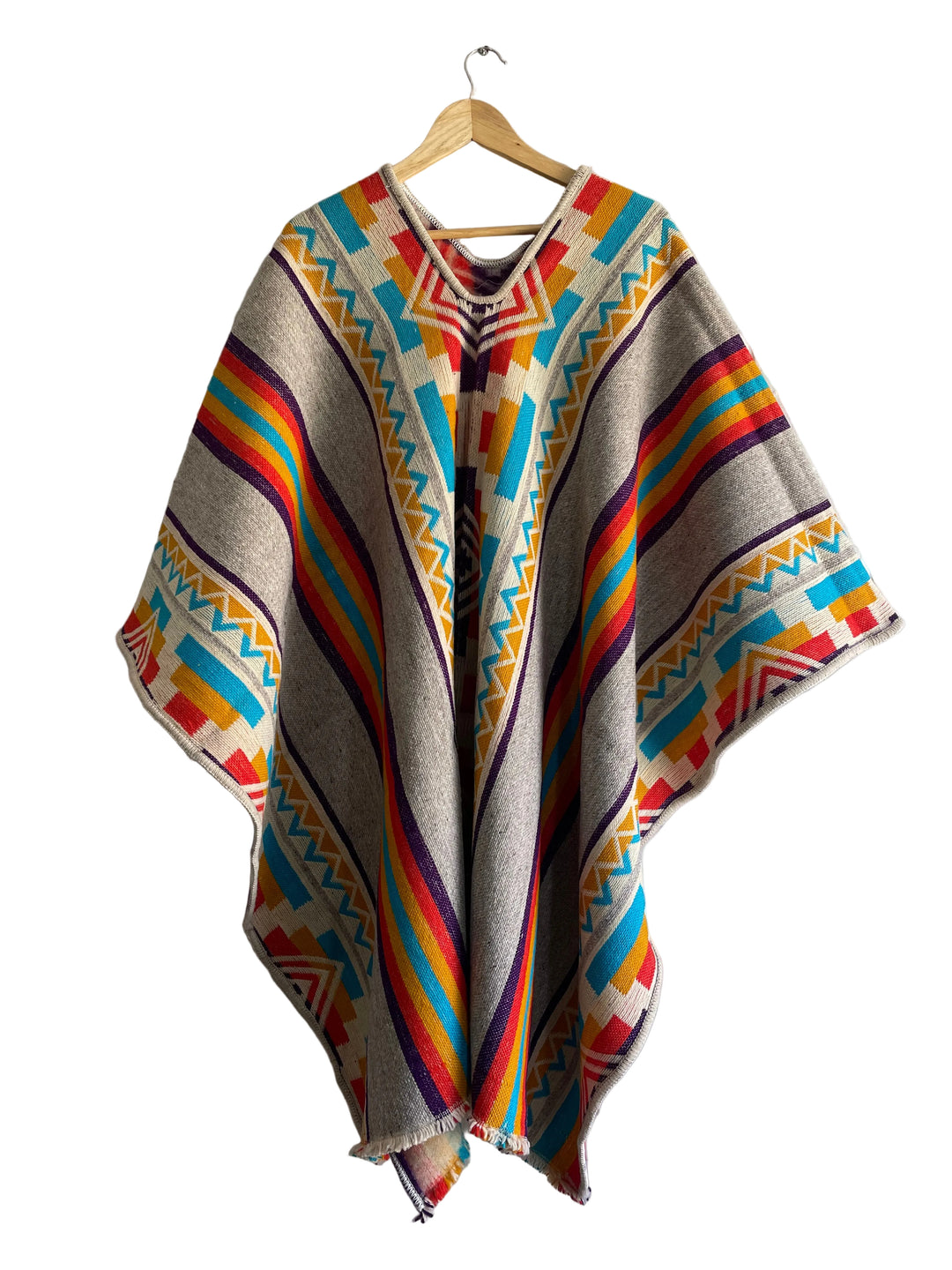 PONCHO DE OVEJA MIL MARTE “RADIANTE”