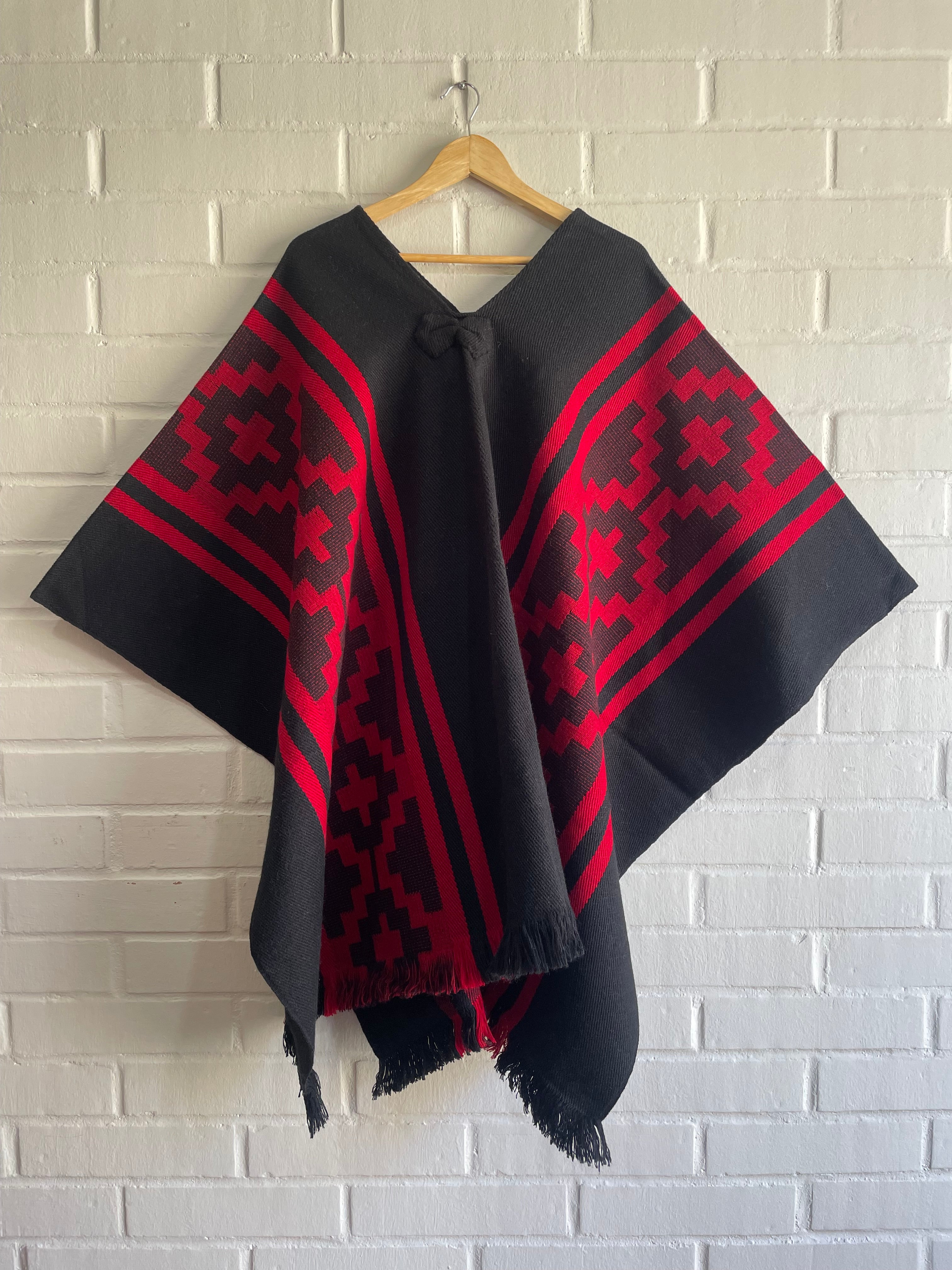 PONCHO ARAUCANO PEWMA