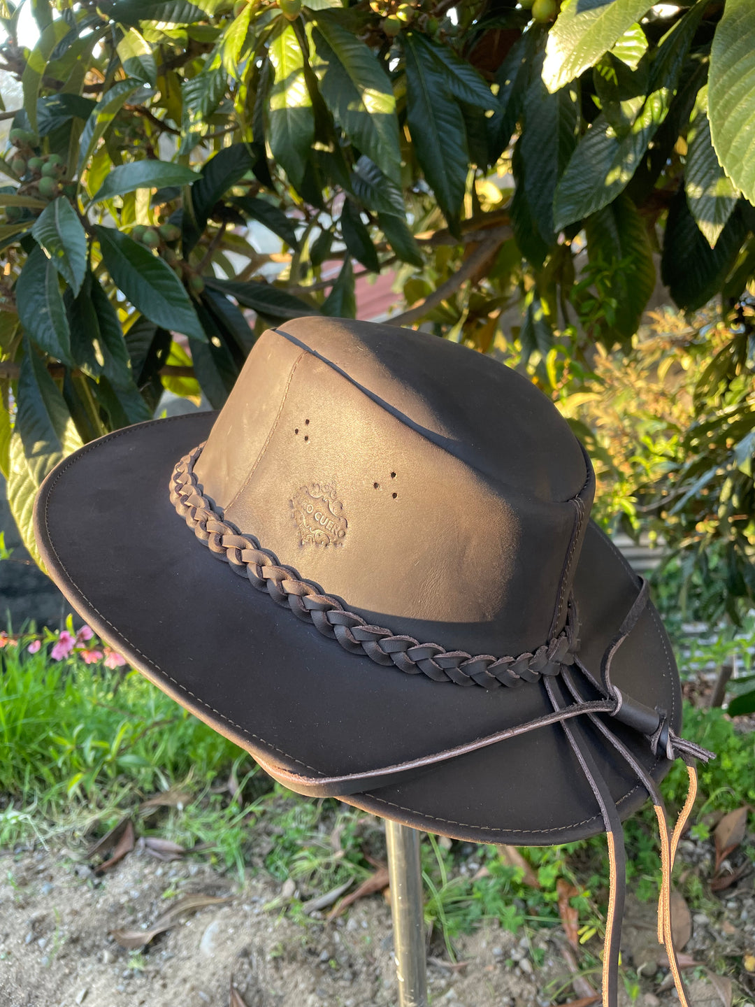 SOMBRERO DE CUERO AÑEJADO