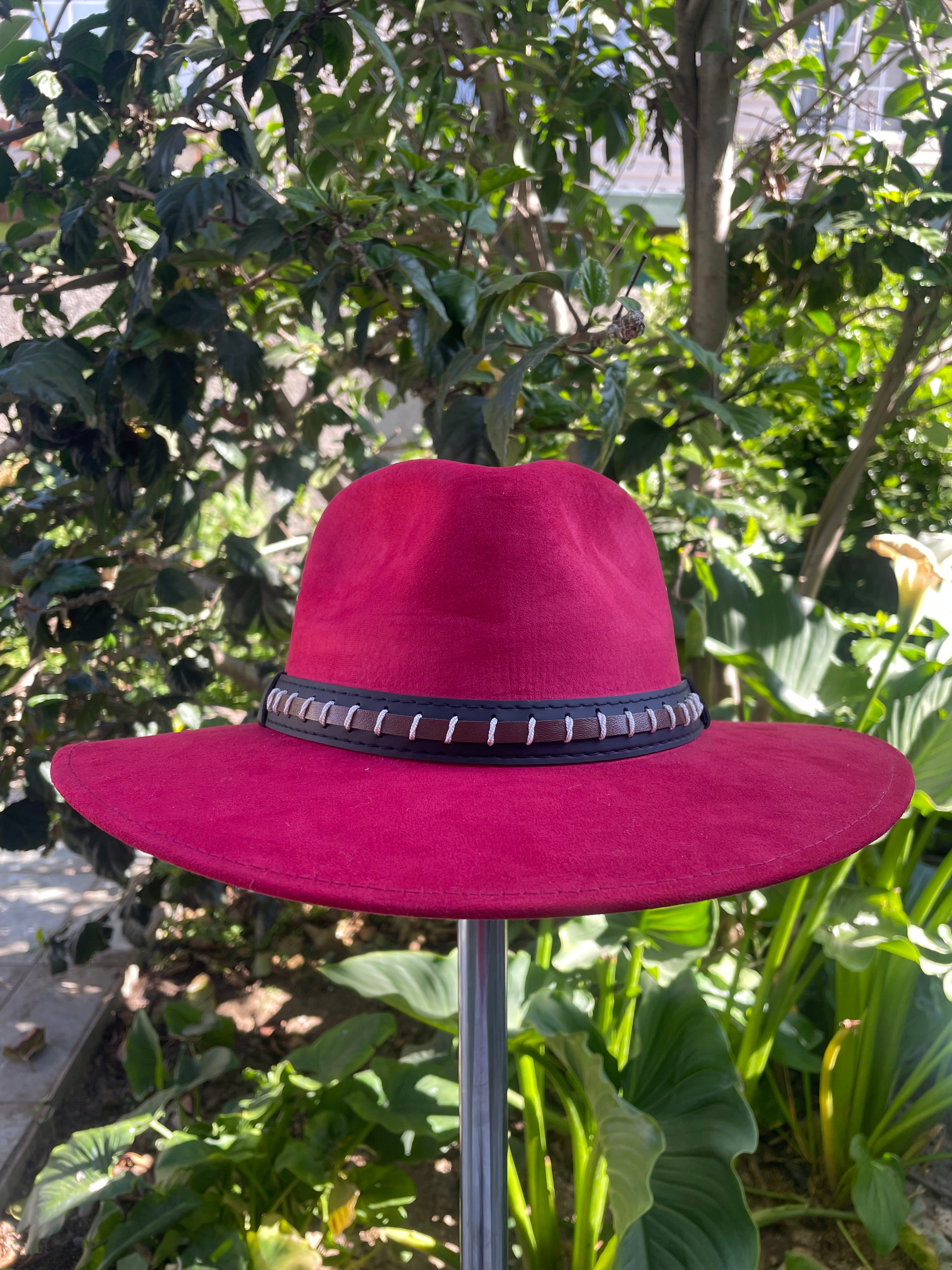 SOMBRERO AUSTRALIANO ROJO CARMESI