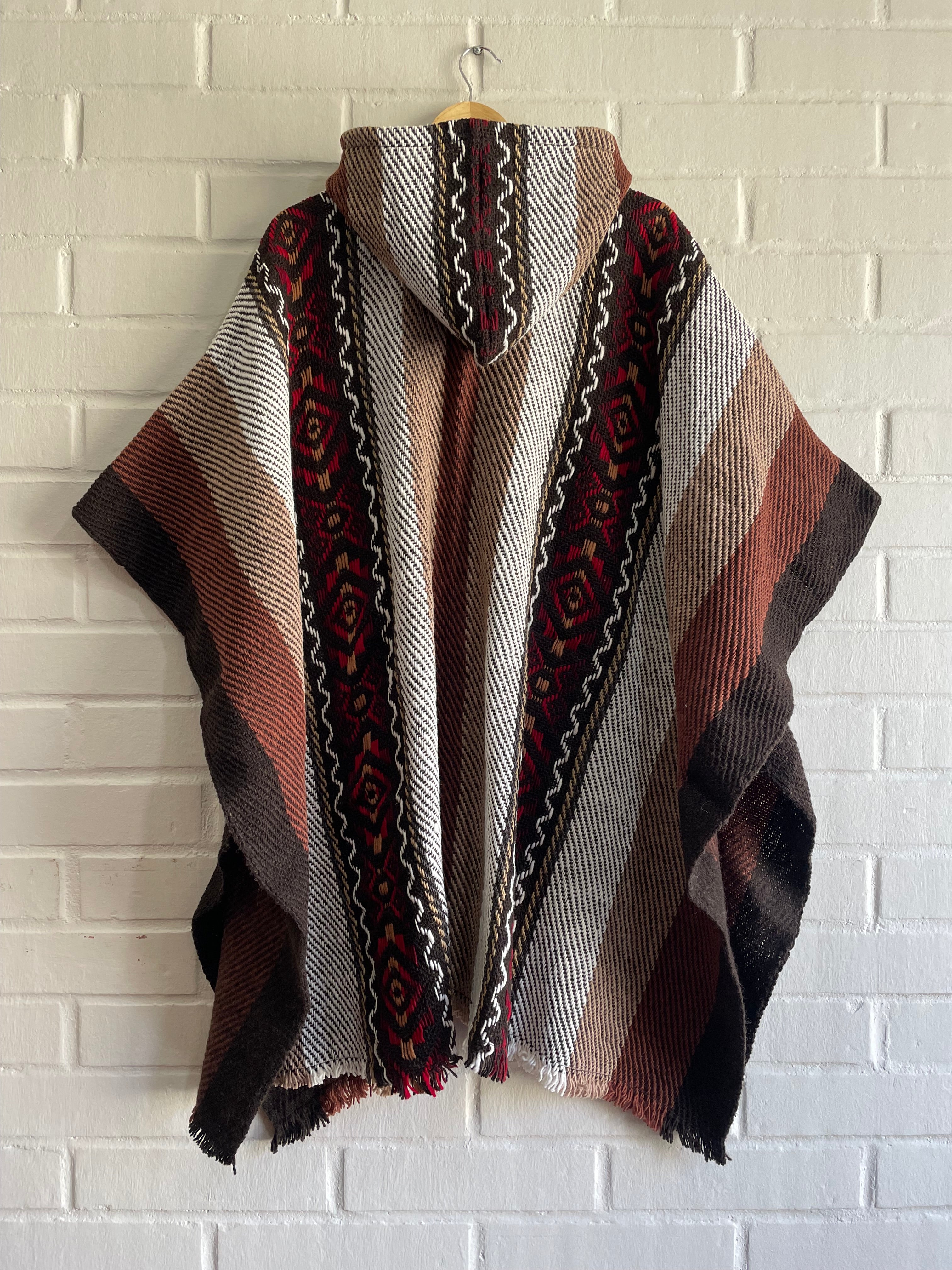 PONCHO DE OVEJA “APU”