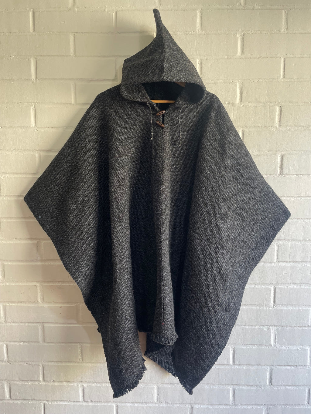 PONCHO HUASO GRIS GRAFITO