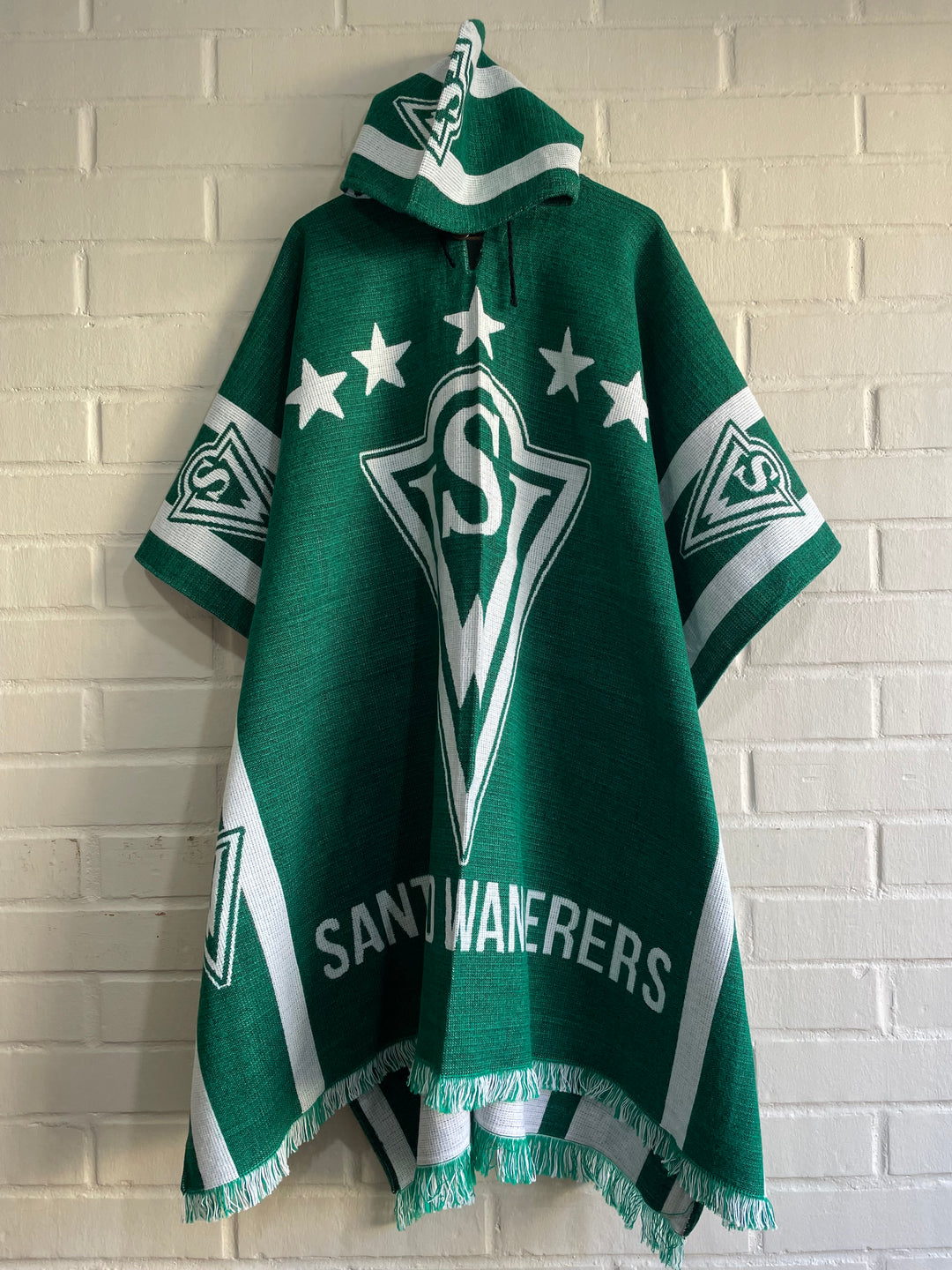 PONCHO SANTIAGO WANDERERS