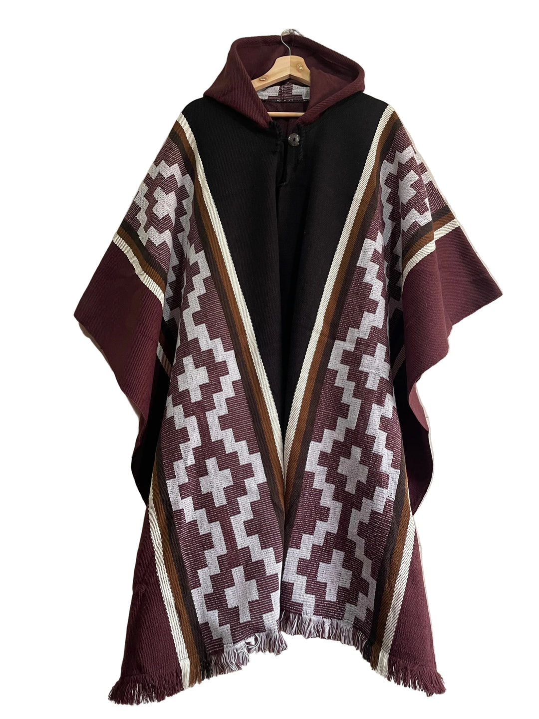 PONCHO ARAUCANO DE ALPACA “WEICHAFE” EL COMBATIENTE