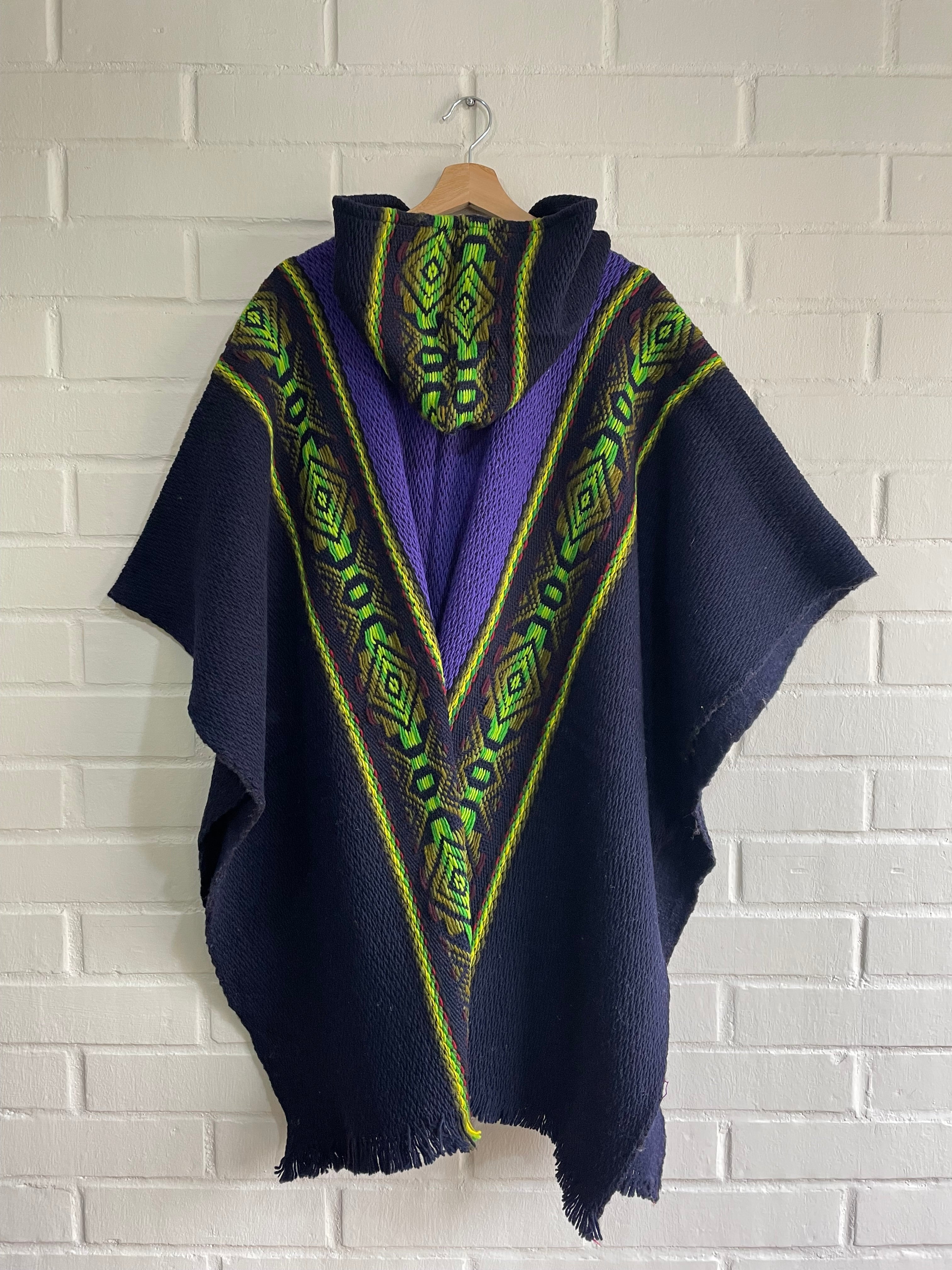 PONCHO DE LANA AMANKAY