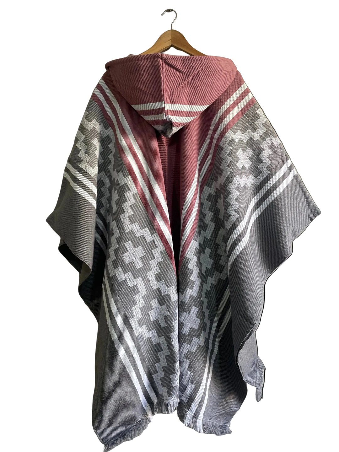 PONCHO ARAUCANO “LICANRAY”
