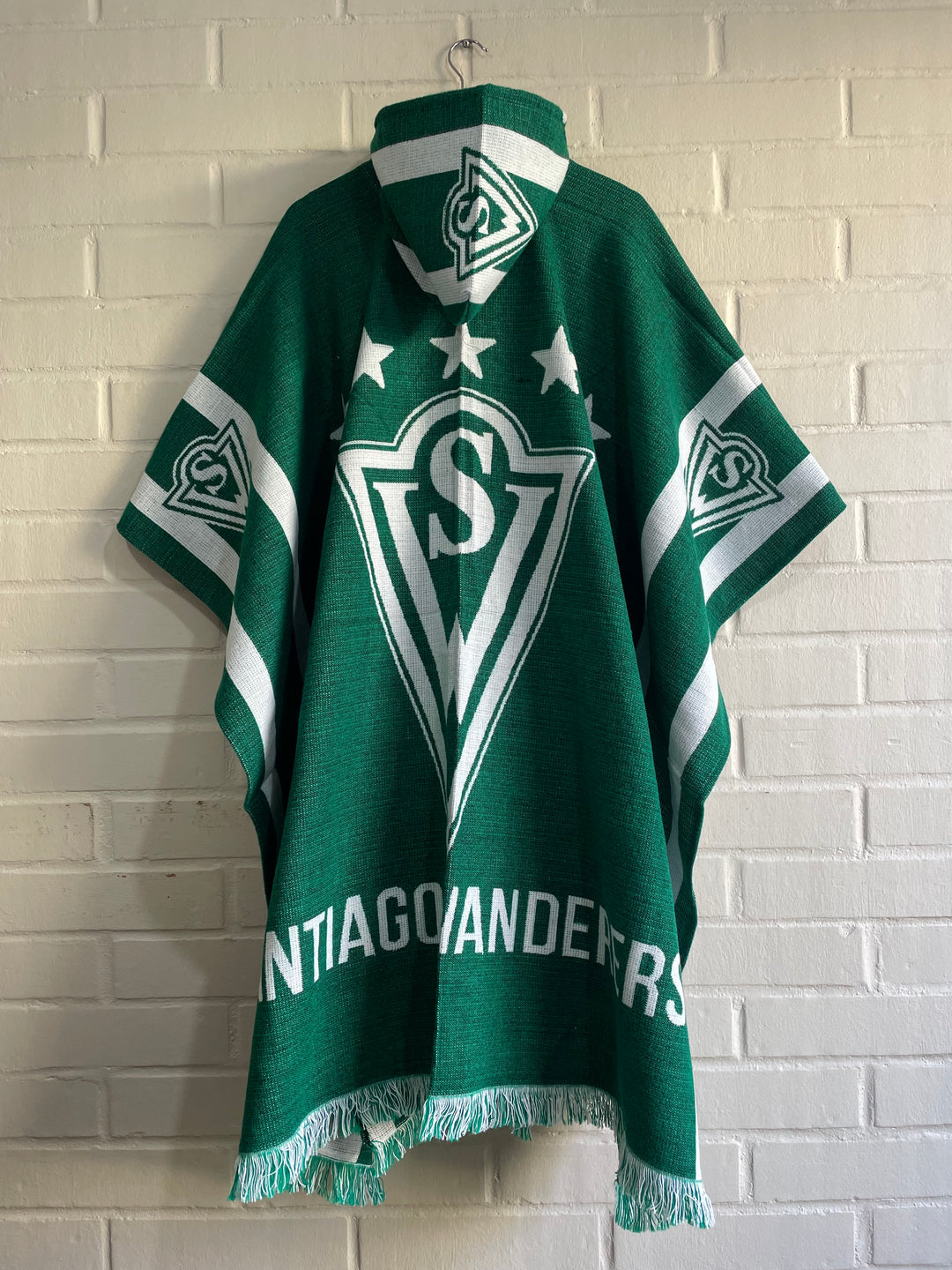 PONCHO SANTIAGO WANDERERS