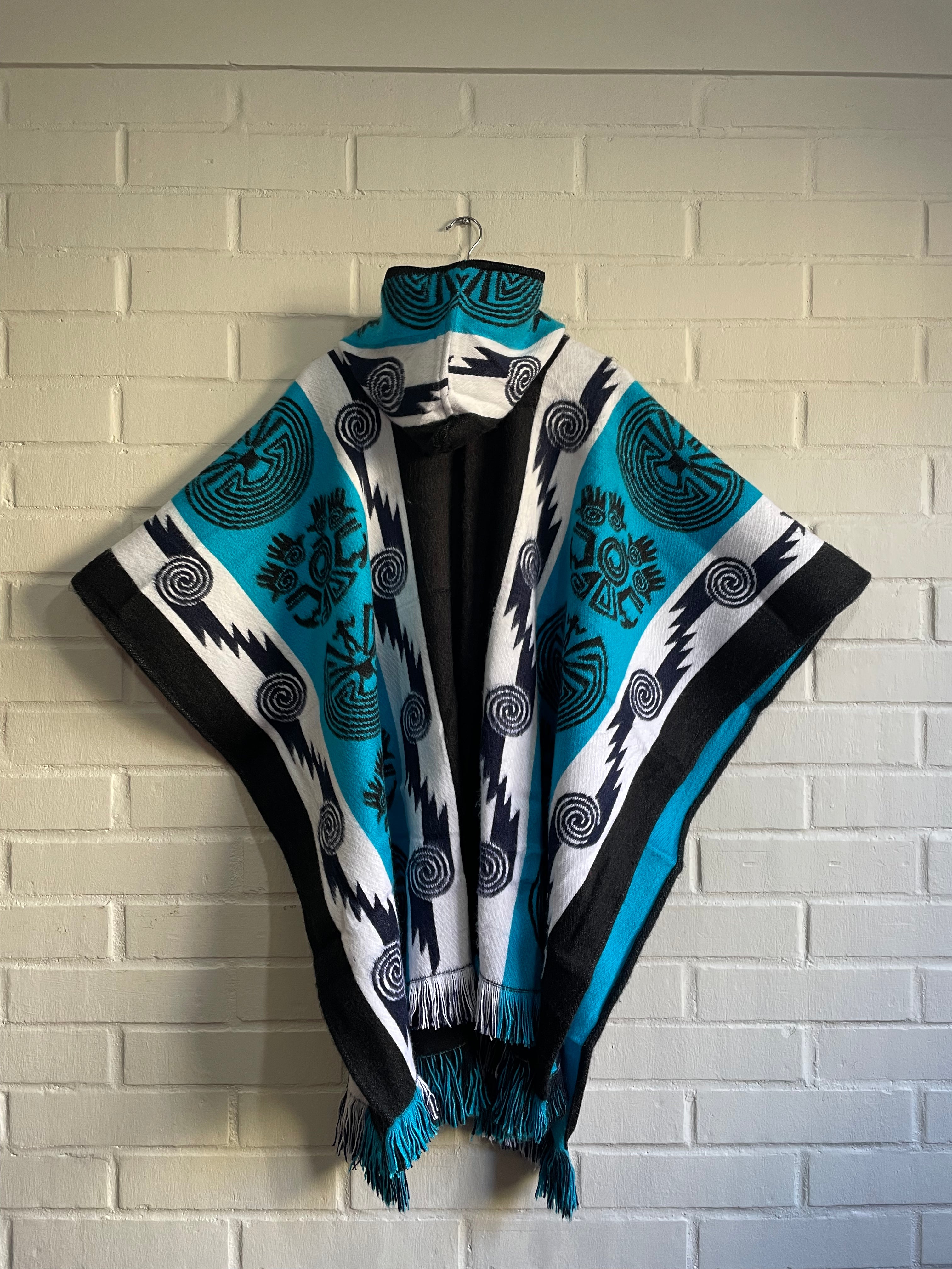 PONCHO CACIQUE LEWFU