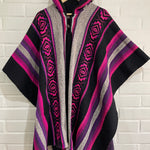 PONCHO DE OVEJA FUCSIA ANDINO