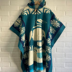 PONCHO DE ALPACA PINGUINO AUSTRAL