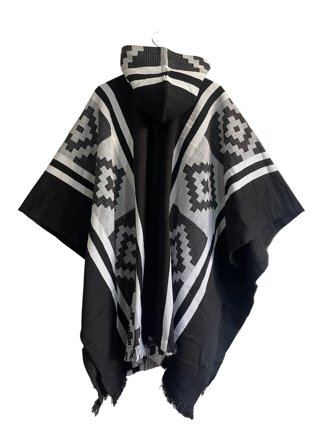 PONCHO ARAUCANO DE ALPACA "LONKO"