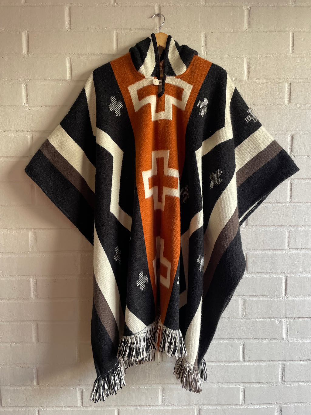 PONCHO CACIQUE TIERRA SAGRADA