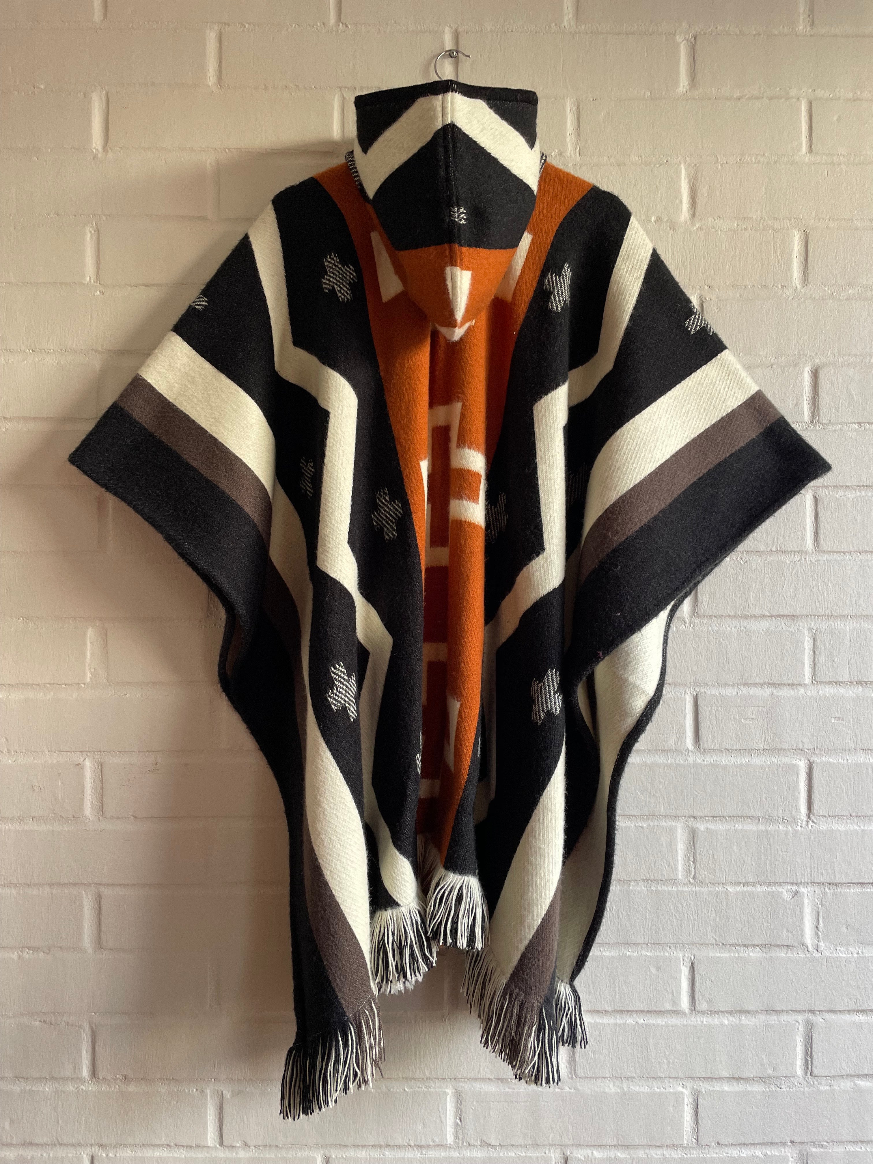 PONCHO CACIQUE TIERRA SAGRADA