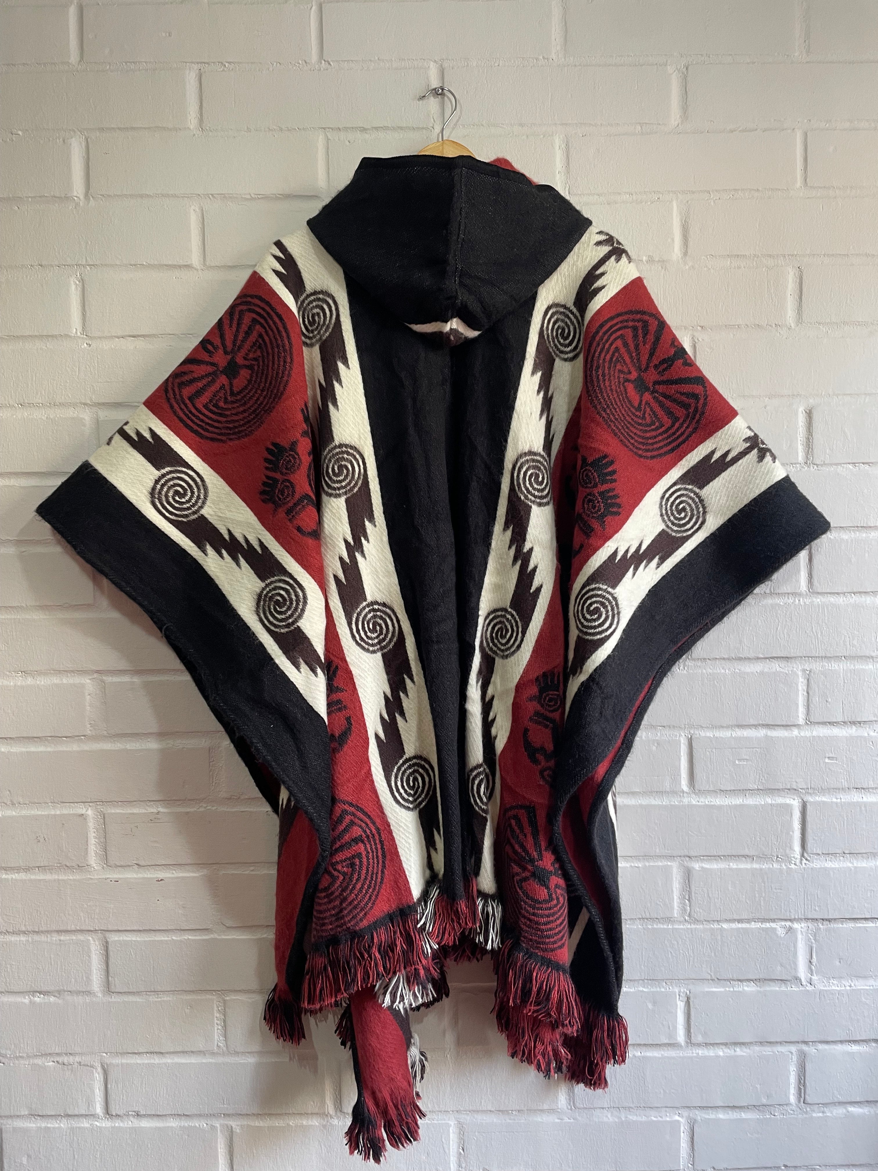 PONCHO CACIQUE ROJO GUERRERO