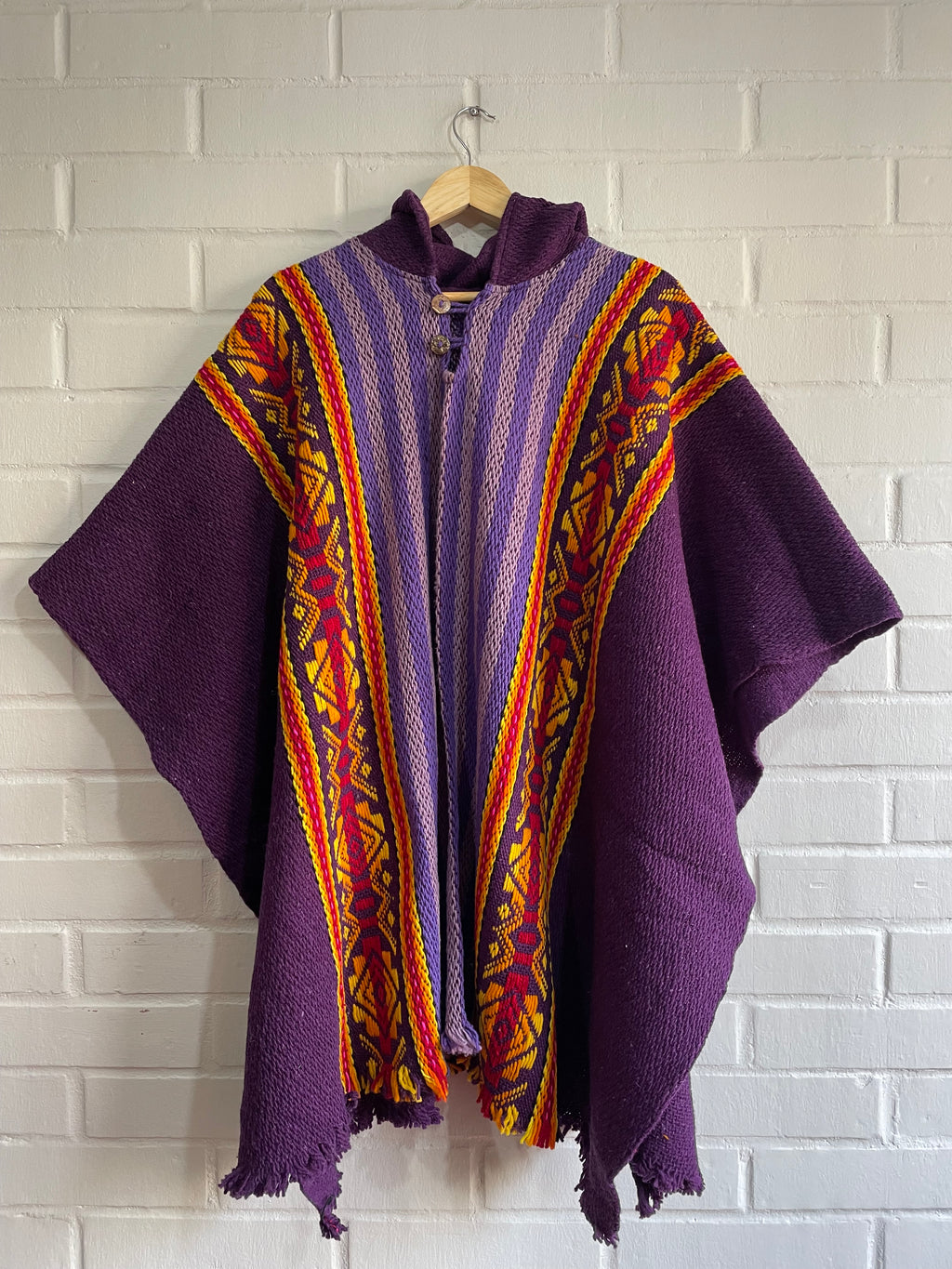 PONCHO DE OVEJA AURORA TRIBAL