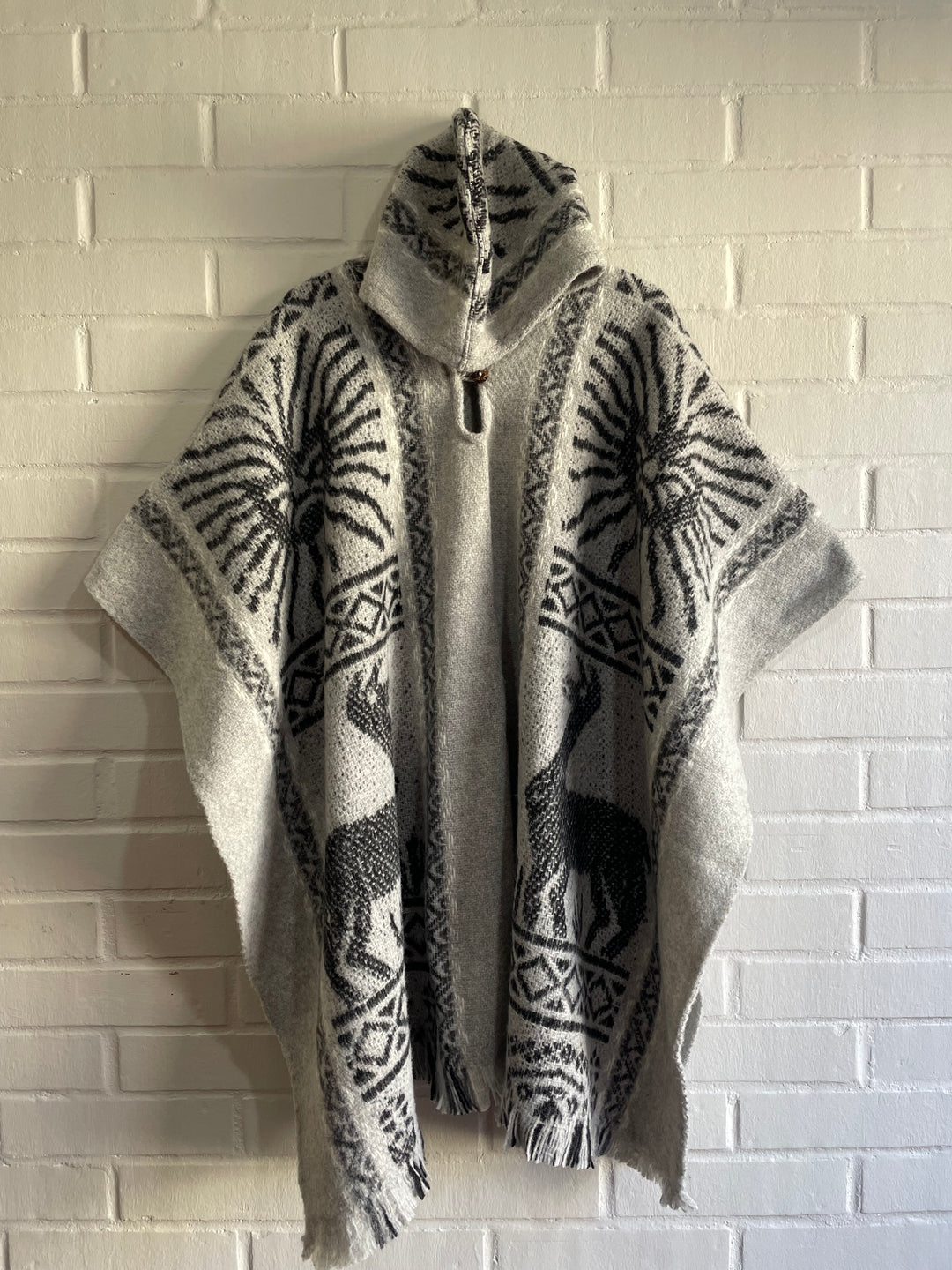 PONCHO DE OVEJA DIAGUITA