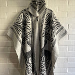 PONCHO DE OVEJA MANTO DEL HUEMUL
