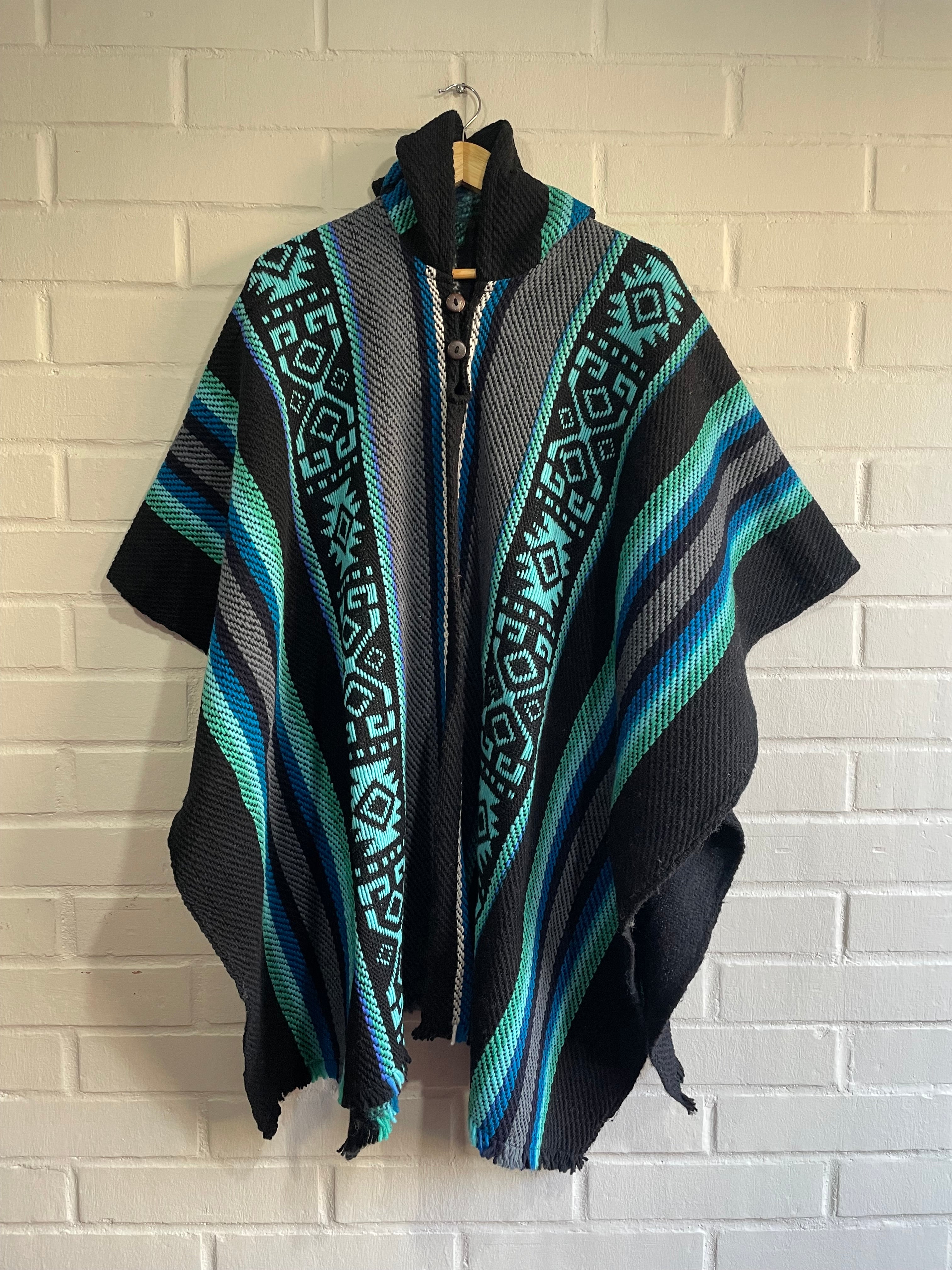 PONCHO DE OVEJA CUERPO CELESTE