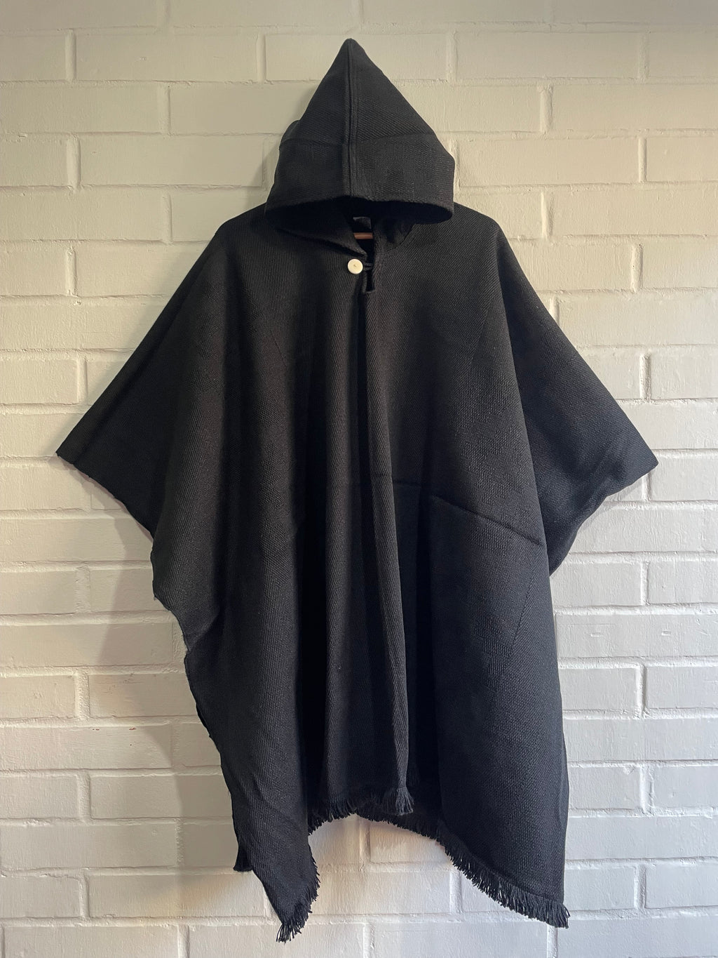 PONCHO ARAUCANO NEGRO MAPU