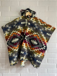 PONCHO DE ALPACA TALLA 4-6