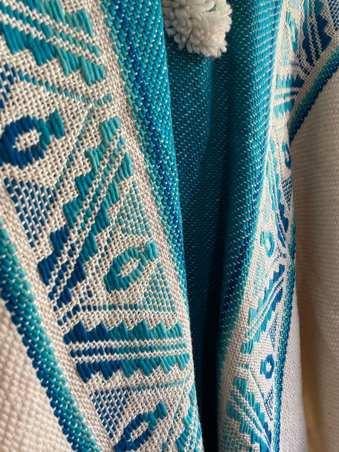 PONCHO LINDEZA CORAZON DE HIELO