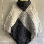 PONCHO 3 PUNTAS ACROMATICO