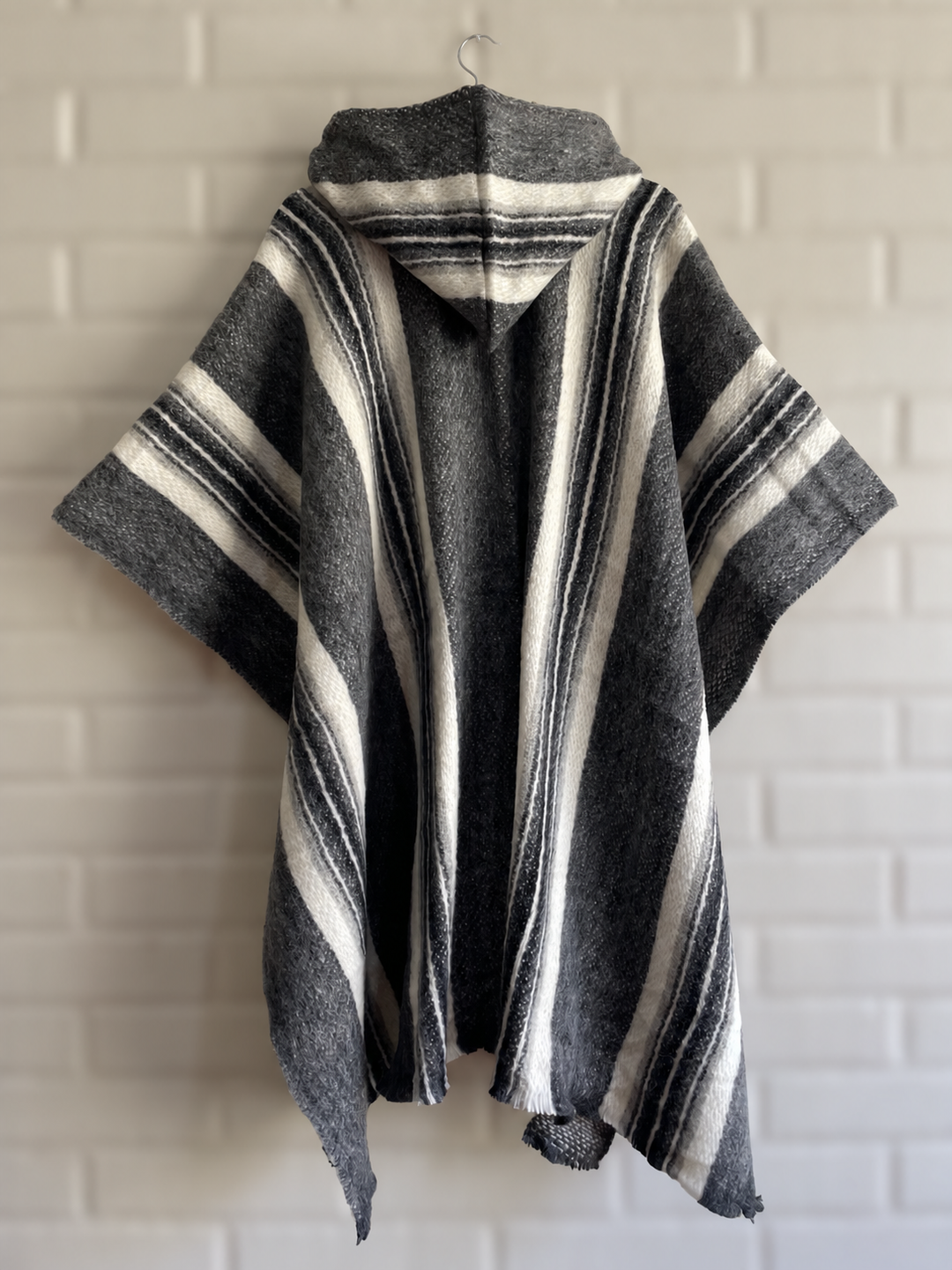 Poncho de lana “Cordillerano”