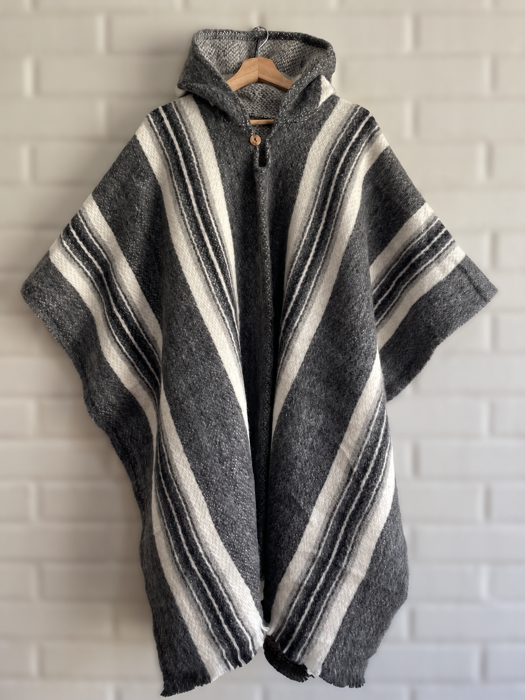 Poncho de lana “Cordillerano”